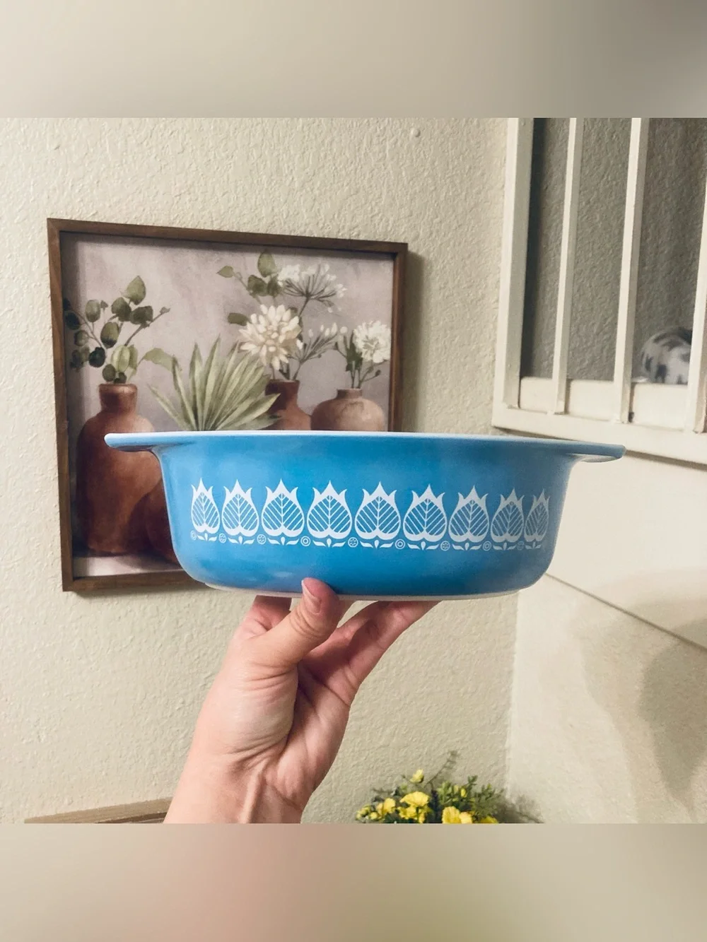 Vintage 1960's Pyrex Blue Tulip 1.5 Quart Oval Casserole Dish, with lid